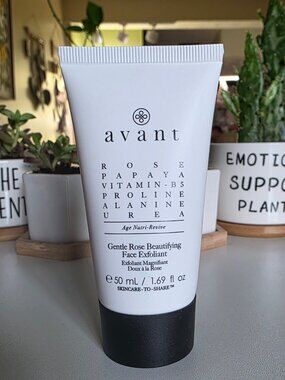 Avant Gentle Rose Beautifying Face Exfoliant